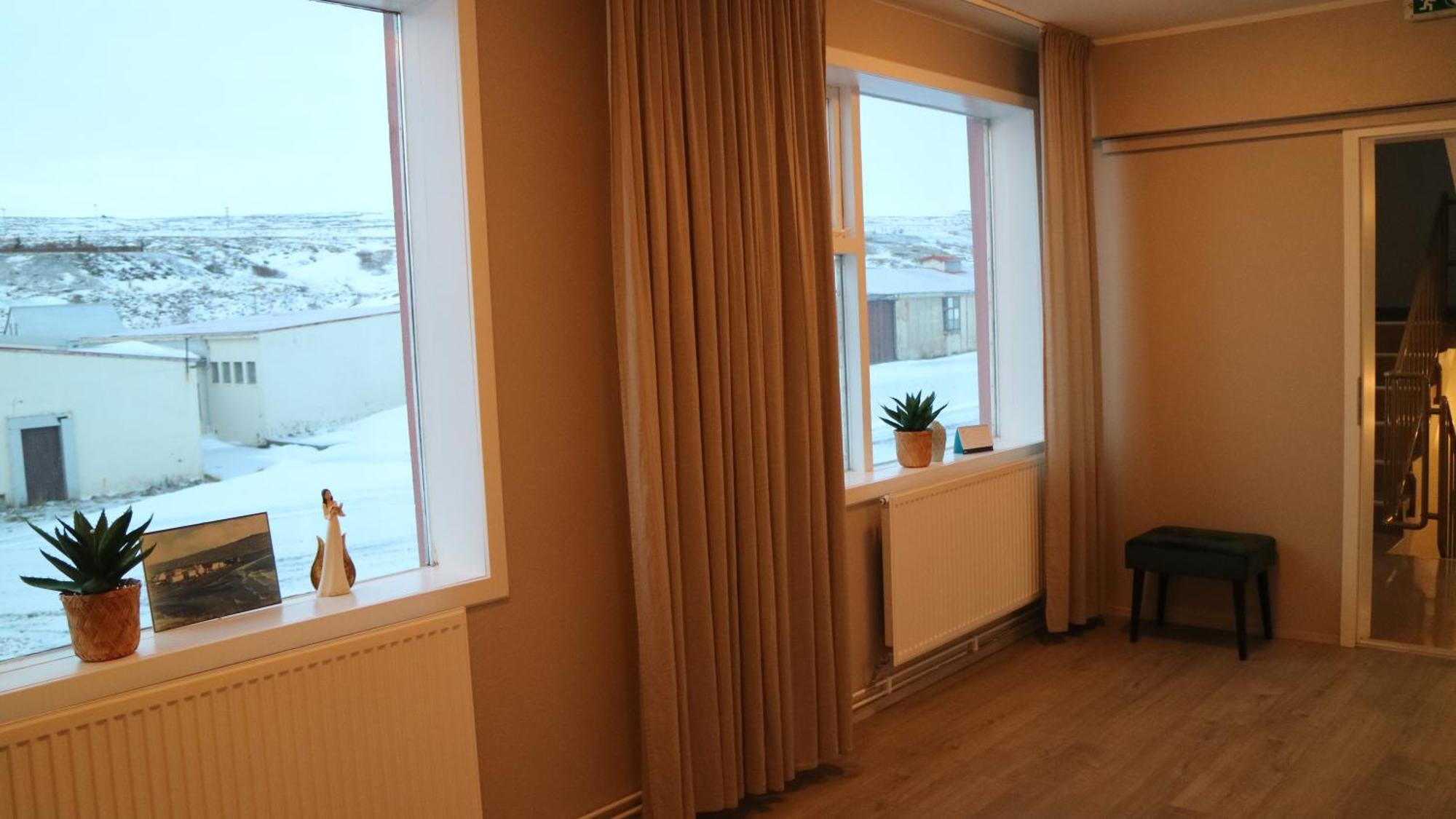 Tangahus Guesthouse Bortheyri Exteriör bild